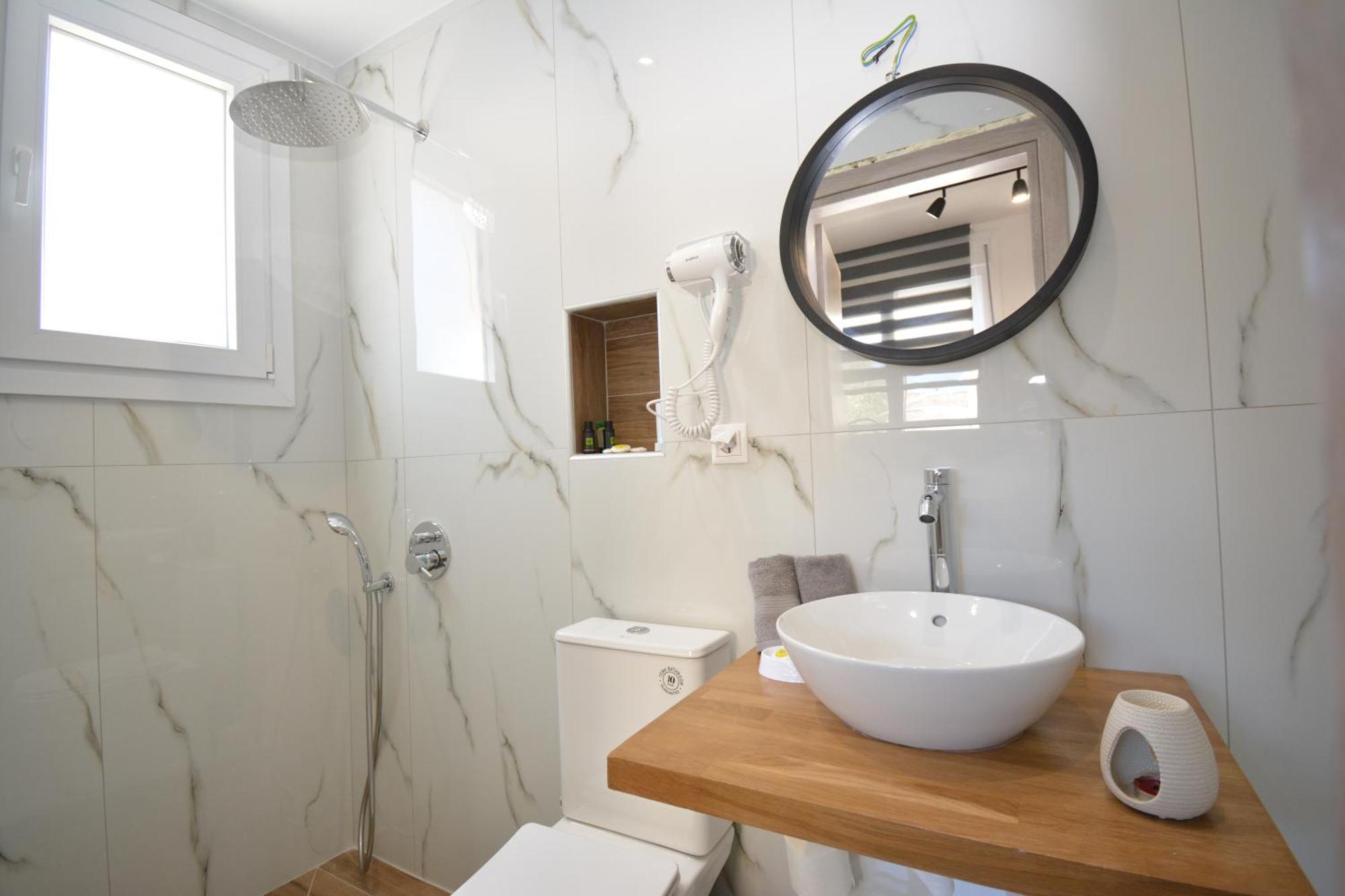Michalianna Suites "By Checkin" Goúvai Ngoại thất bức ảnh